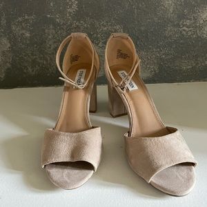 Steve Madden block heel, peep toe, suede sandals. For jeans or sundress.